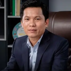 CEO Nguyễn Thuận Khang